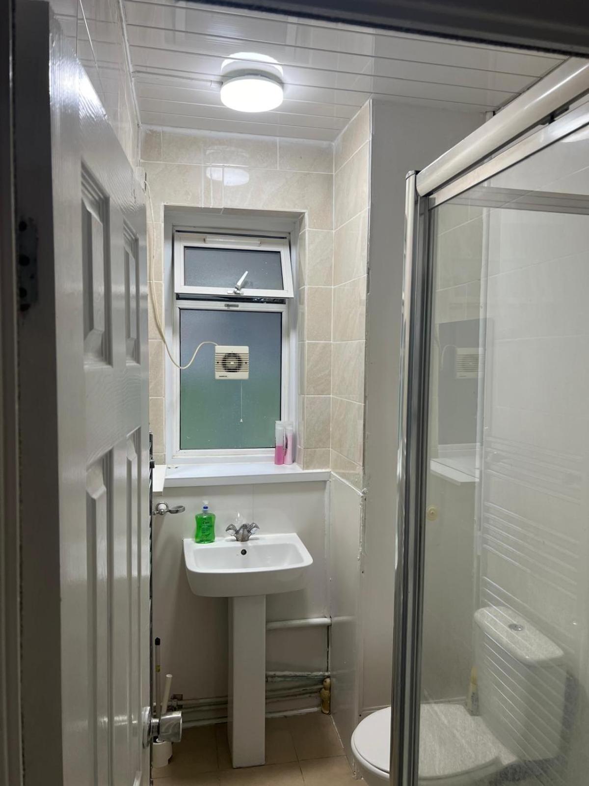 Appartamento Starlet Stepney Londra Esterno foto